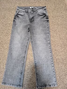 Kensie Gray Acid Wash Jeans